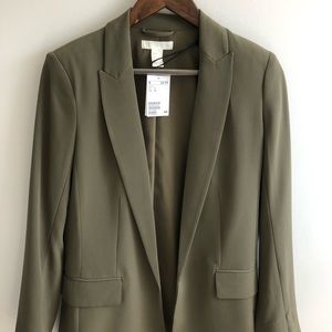 H&M olive blazer